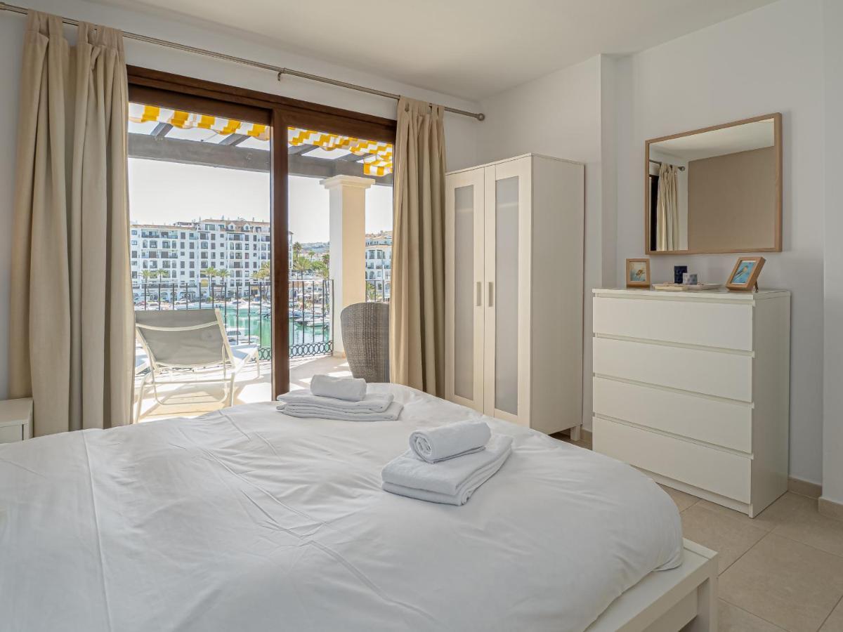 Beautiful Duquesa Harbour Apt 2001 مانيلفا المظهر الخارجي الصورة