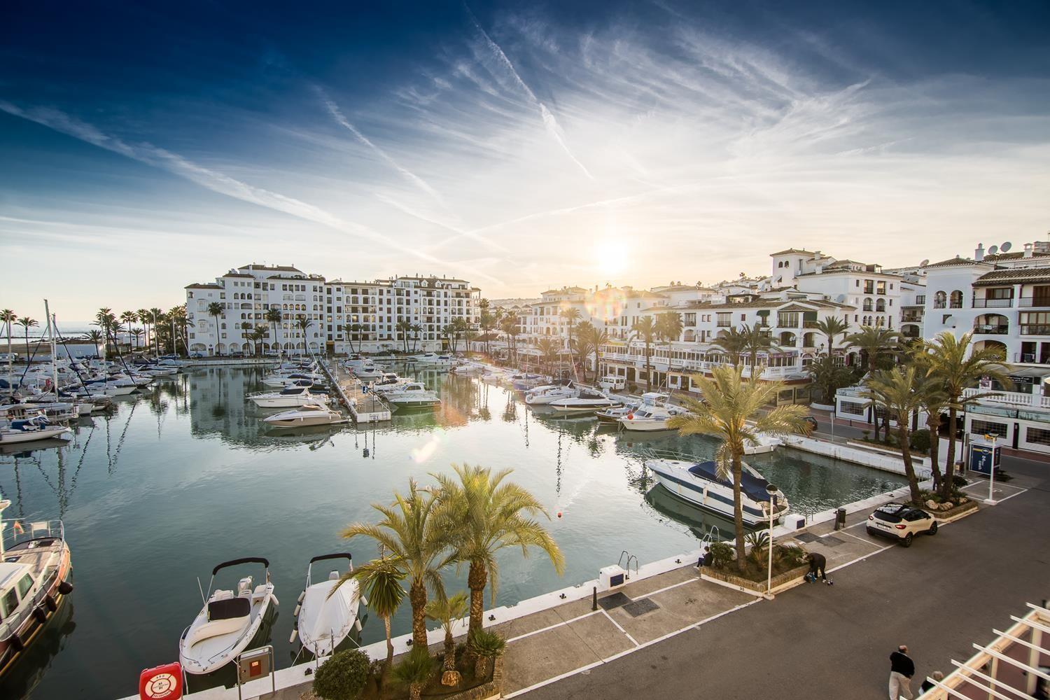 Beautiful Duquesa Harbour Apt 2001 مانيلفا المظهر الخارجي الصورة